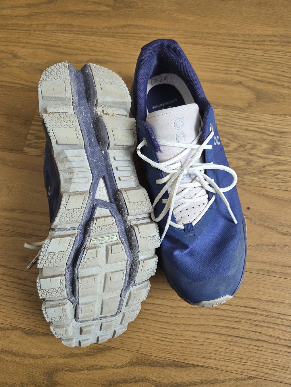 On Scarpe da donna: On Cloudventure Damen Laufschuhe, Grösse 40.5 – Usato da Davos Platz venduto da Mirjroger 1