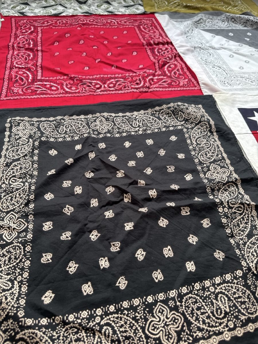 Foulards & écharpes: 6 stk Bandanas – D'occasion à Zürich par 44sensation44 1