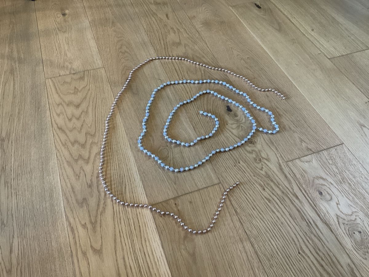Alle Dekorationen: 2 x Weihnachtsbaum Deko – Gebraucht aus Wichtrach von Aramis3628