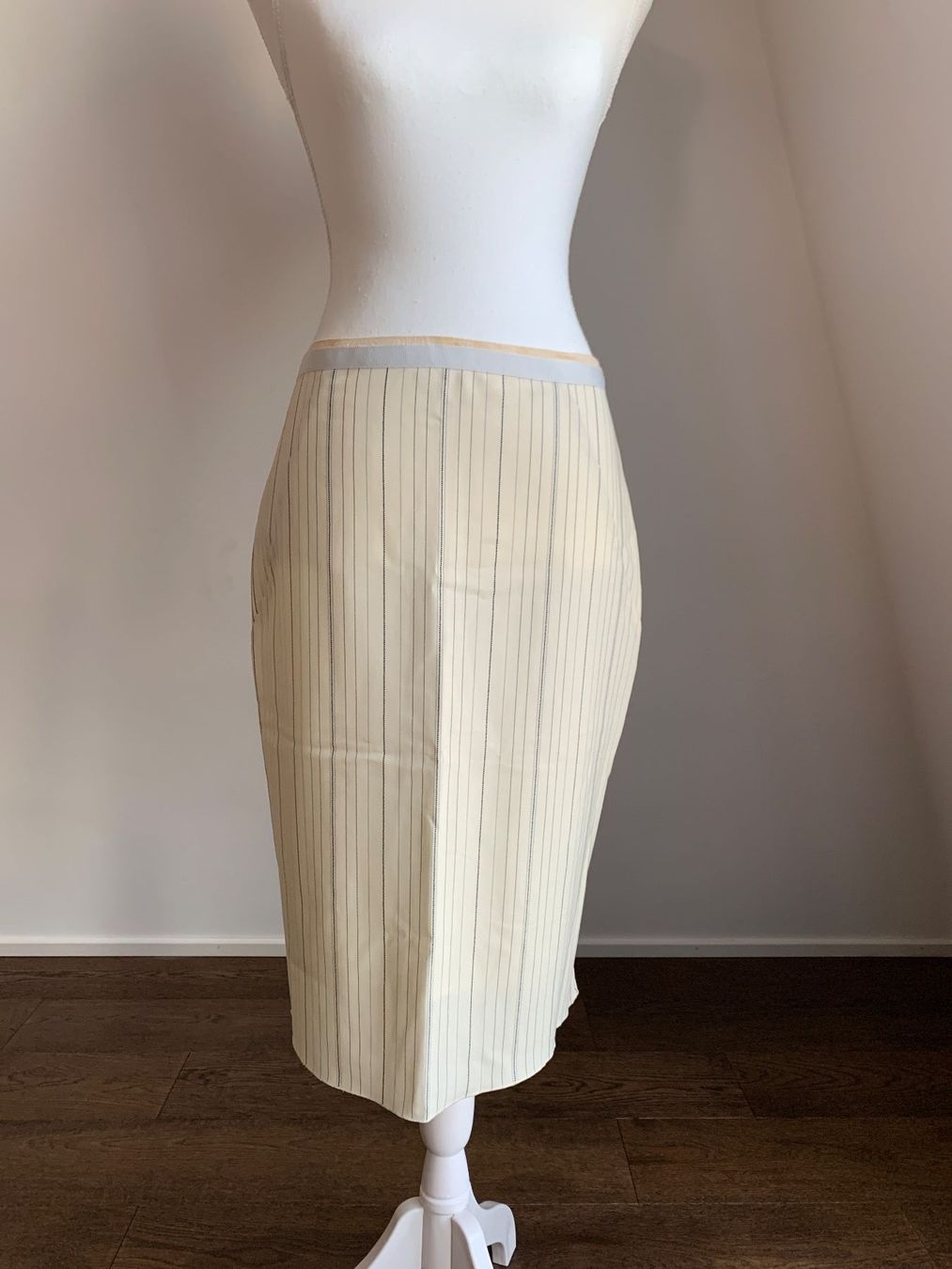 Gonne: LOT DE 10 JUPES diverses marques S/M – Usato da Morges venduto da Imade1 4