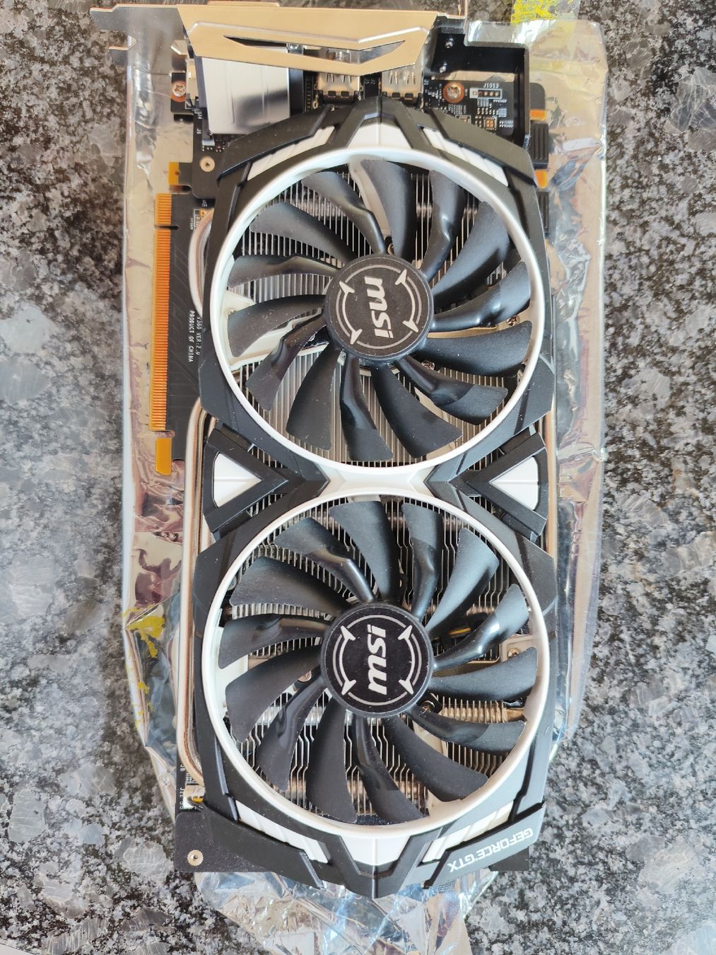 MSI Schede grafiche: gtx 1080ti defekt  – Difettoso da Bretzwil venduto da king-richard01