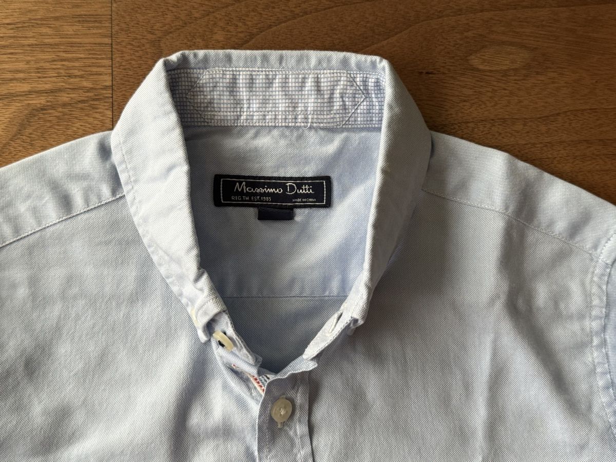 Massimo Dutti Hemden, T-Shirts & Polos: hellblaues Hemd, Massimo Dutti, Grösse 122 – Gebraucht aus Biel-Benken BL von mvazquezf 1