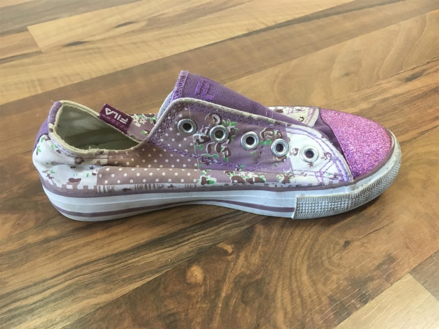 Fila Chaussures filles: Halbschuhe Mädchen FILA, Grösse 29 – D'occasion à Schötz par Jekyll666 1