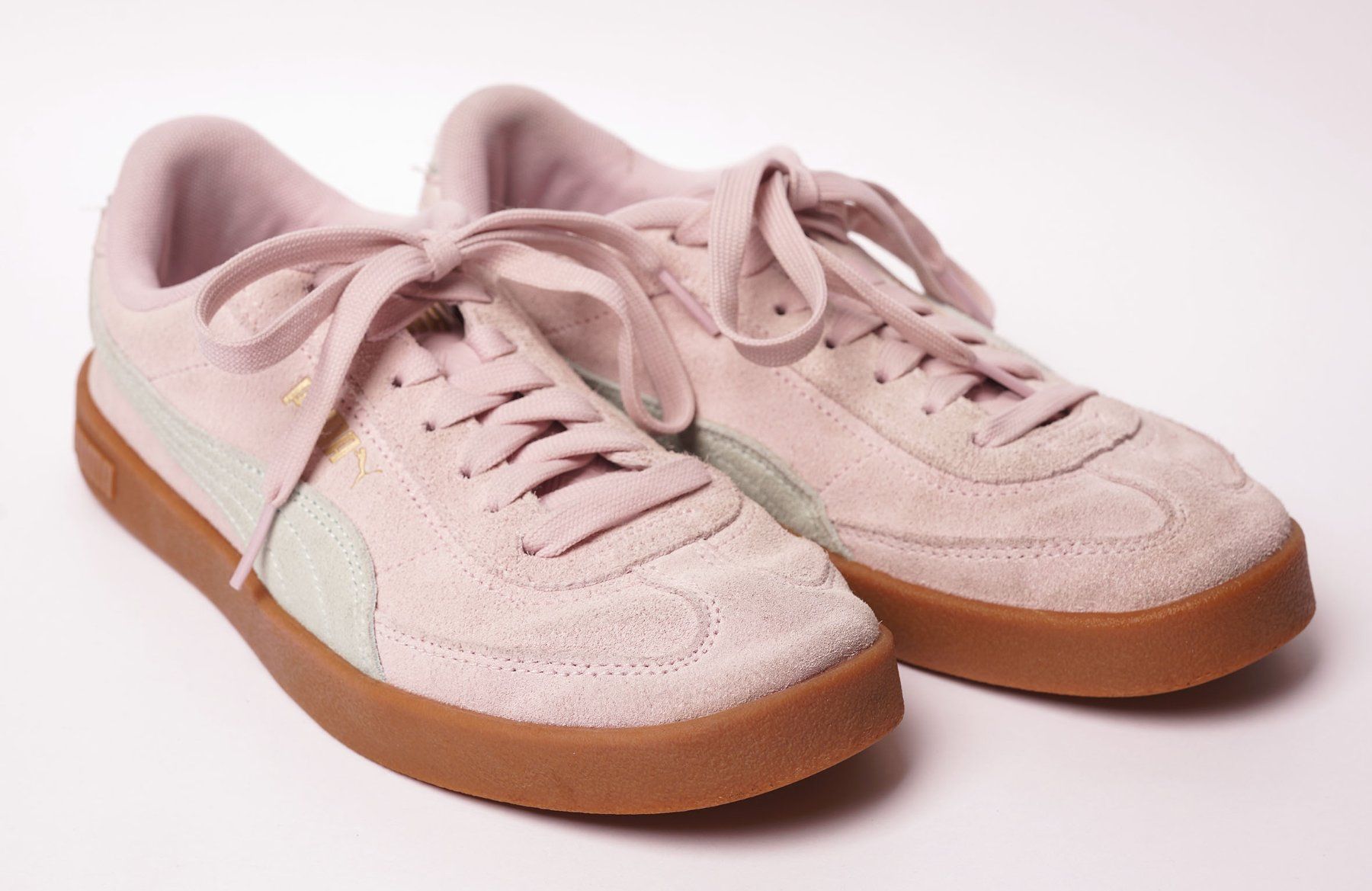 Puma Damenschuhe: Puma Damen Sneakers, Wildleder, Gr. 38 – Neu (gemäss Beschreibung) aus Buochs von chicco64 1