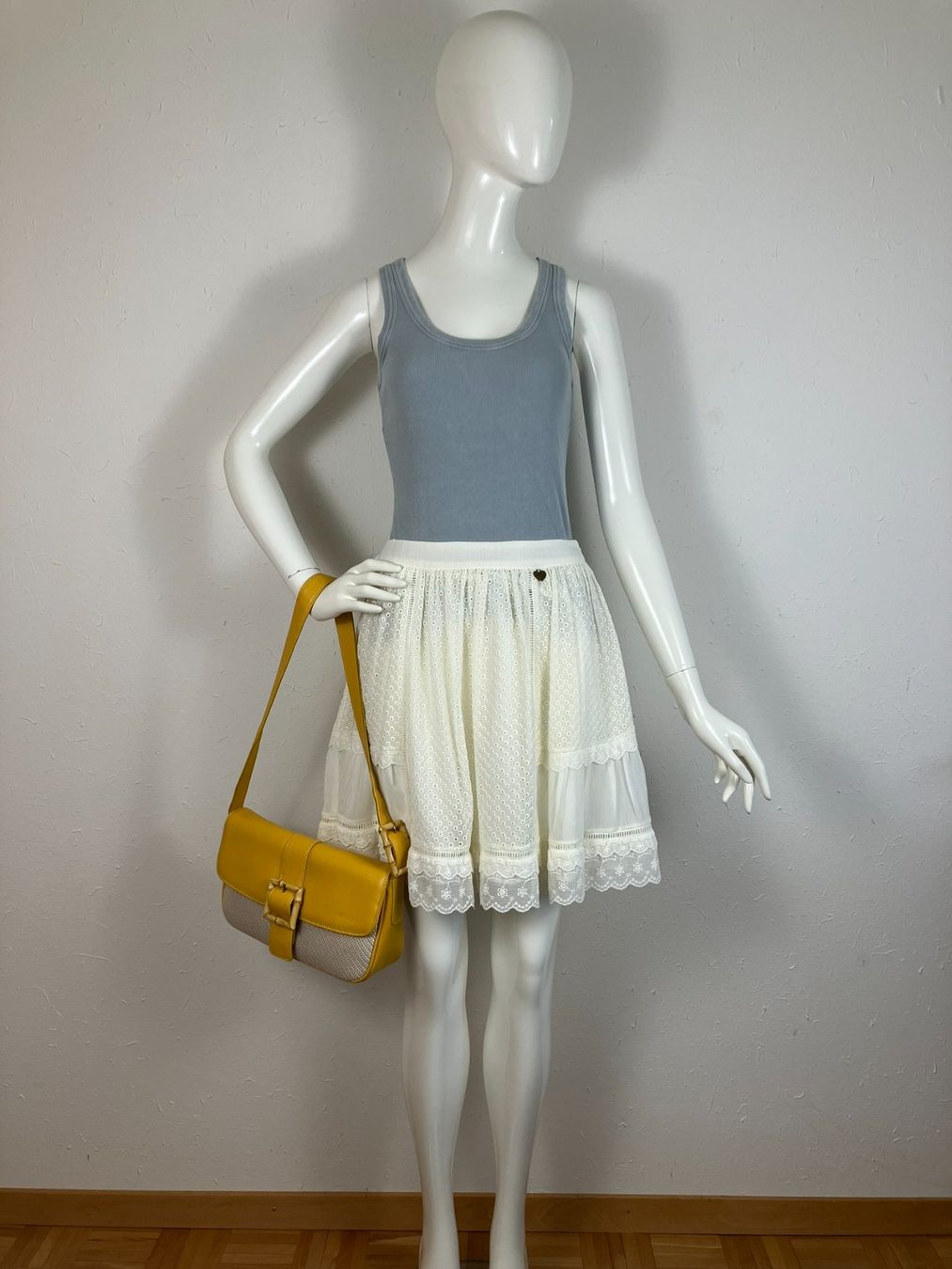 Saccobono Taschen für Damen: Ledertasche Saccobono – Neu (gemäss Beschreibung) aus Laupen ZH von kar_lfz6 1