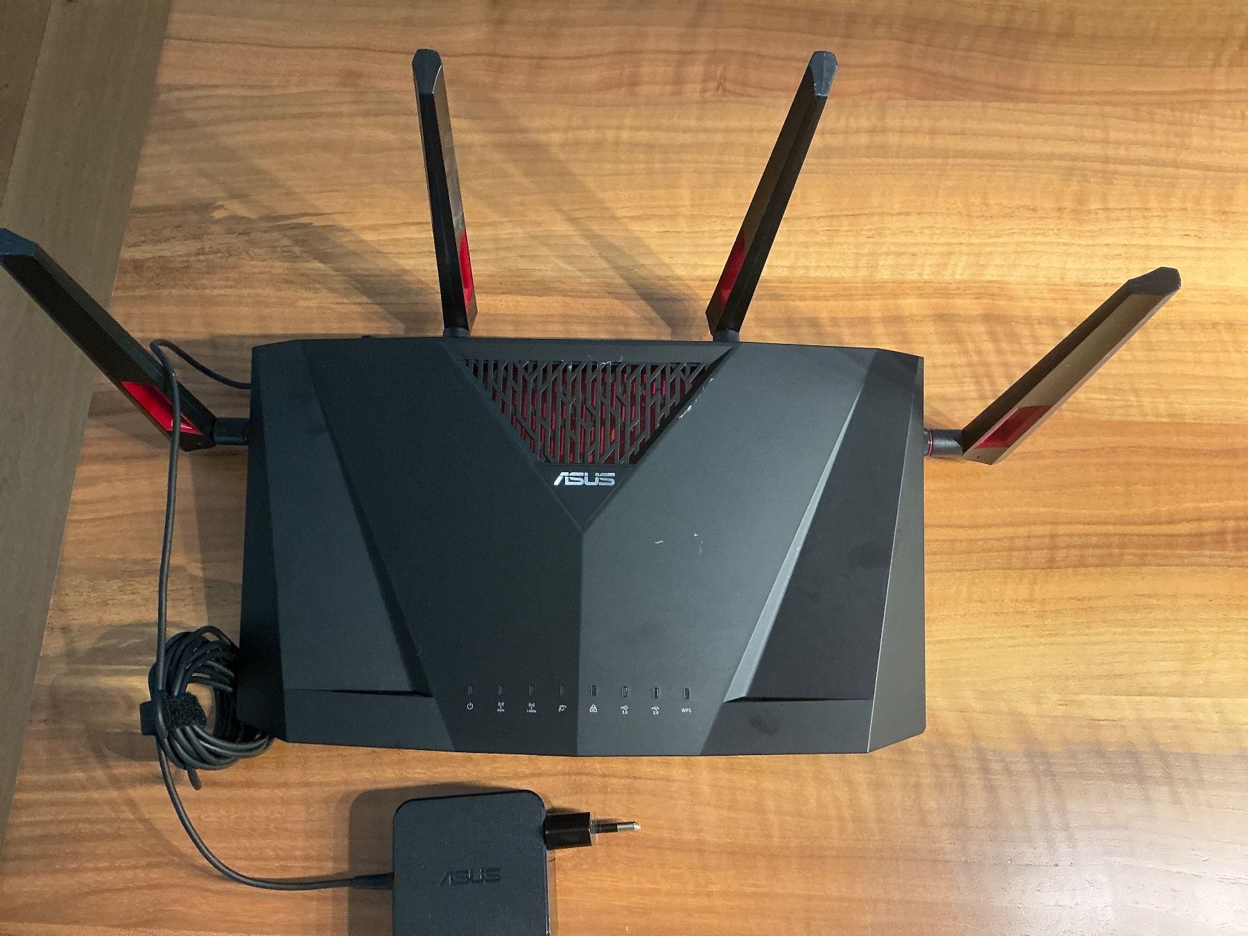Asus Modem & Router: Asus Router AC3100 – Usato da Gamsen venduto da Almarli