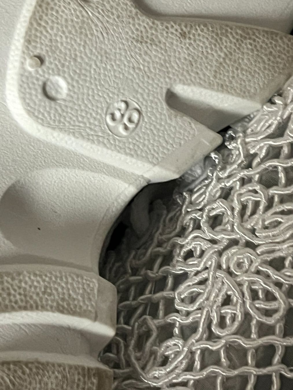 Chaussures femmes: Mega Chunky Sneaker, Grösse 39, Wie NEU – Neuf (Voir description) à Interlaken par Jasmin_Flower 3
