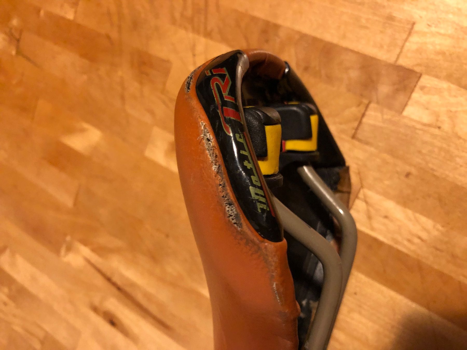 Sattel & Sattelzubehör: Selle Italia Tri Matic Sattel retro – Gebraucht aus Basel von yas_q82c 3