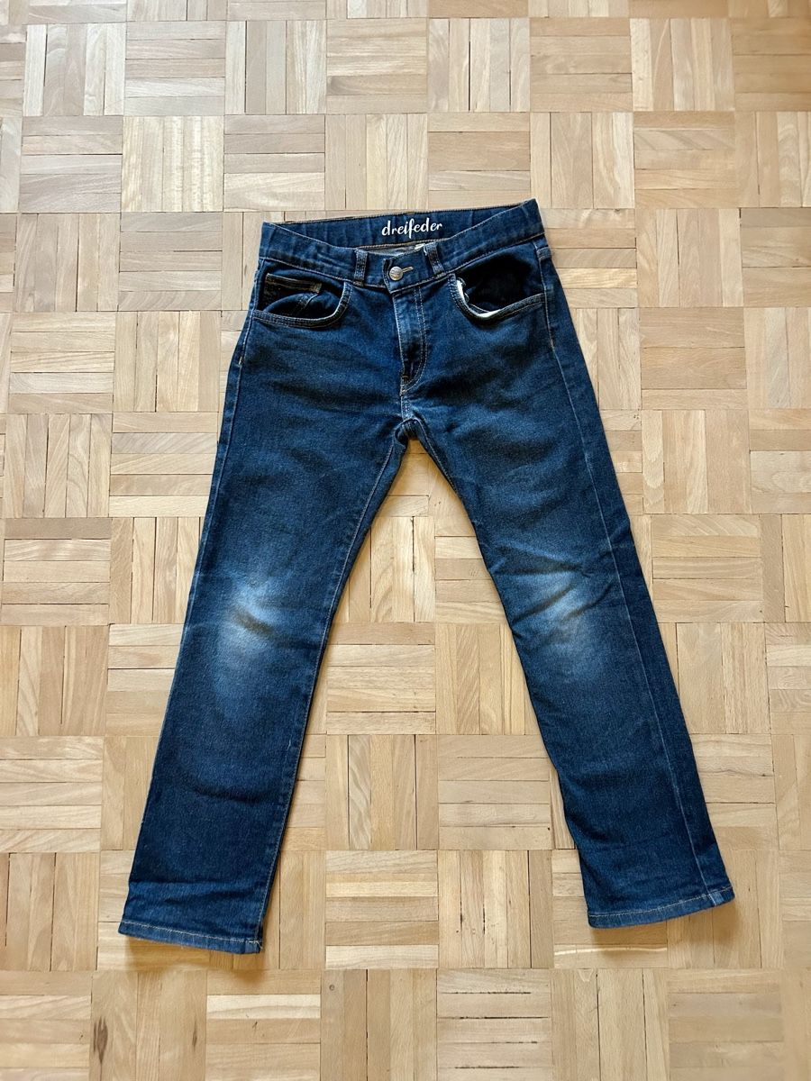 Jeans: Jeans Dreifeder Gr.134 – Usato da Luzern venduto da phoensy