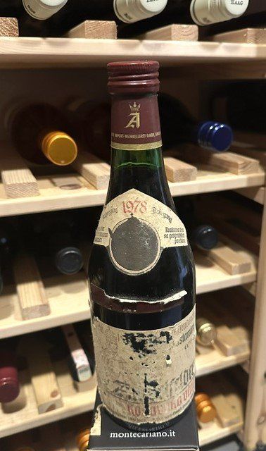 Vino: +    Amsfeld  Jugoslavien  + – Usato da Winkel venduto da zeho