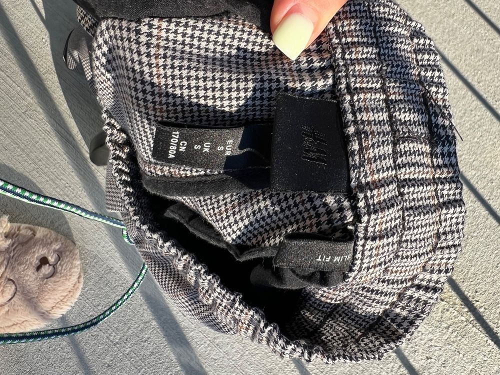 H&M Pantaloni: H&M Hose, Gr. S, Slim Fit männner – Usato da Riehen venduto da edu_92w7 1