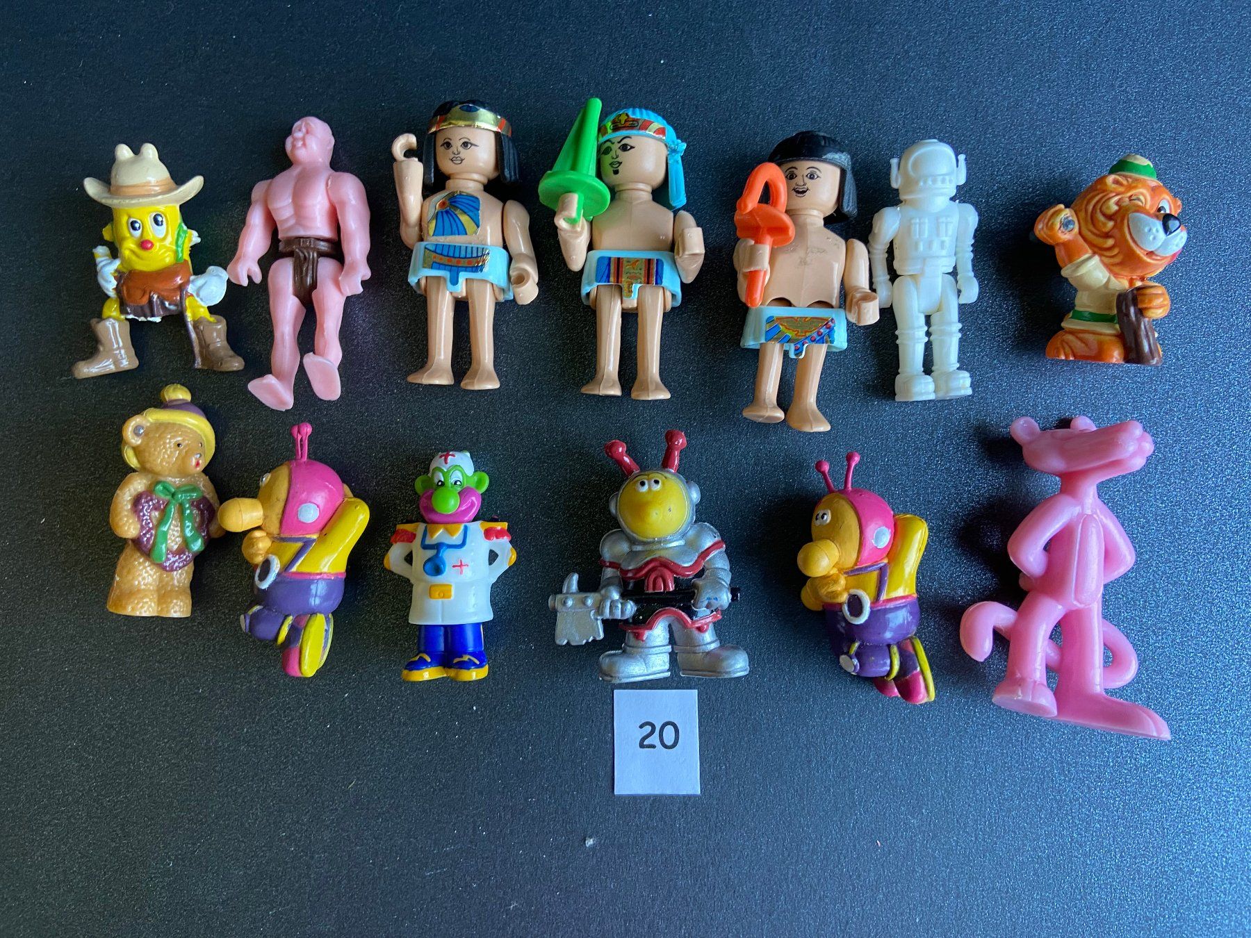 Statuette: Diverse Kunststoff Figuren – Usato da Böckten venduto da Hansi36