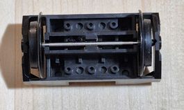 LEGO Eisenbahn Fahrgestell mit Achsen guter Zustand 70 Stück