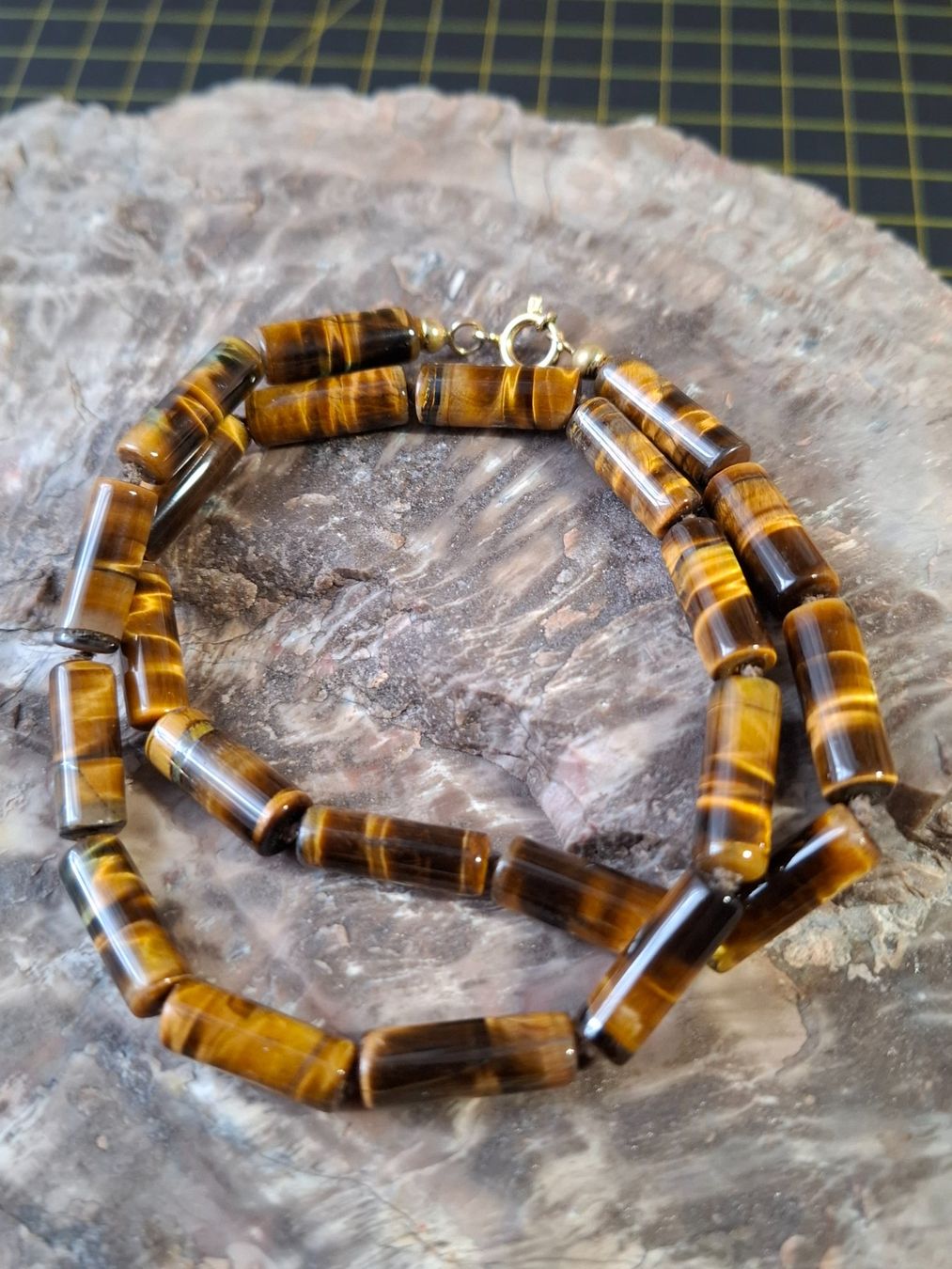 Catenine: Kette Tigerauge – Usato da Zwieselberg venduto da Halifaxmendusli 1
