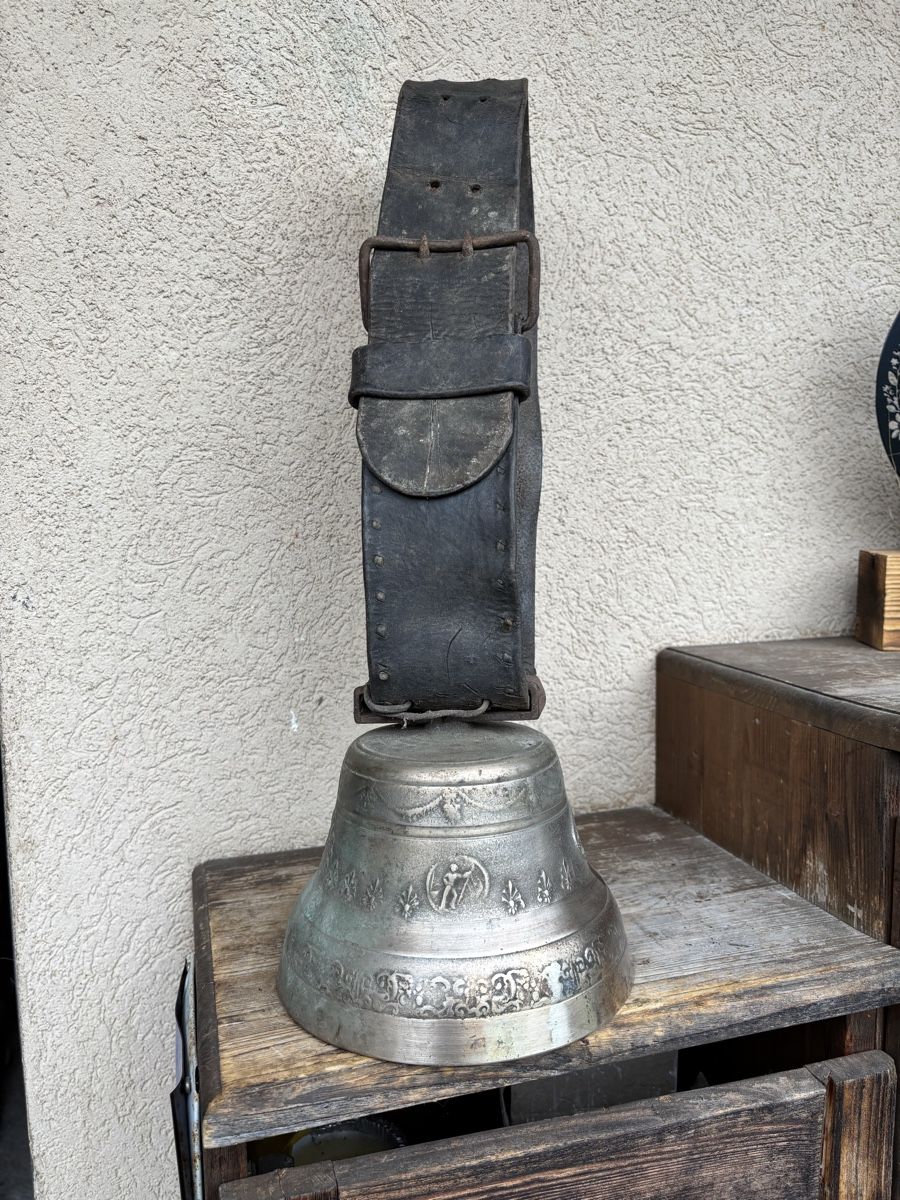 Glocken & Treicheln: Geb. Albertan Glocke – Gebraucht aus Schangnau von Roseggli82
