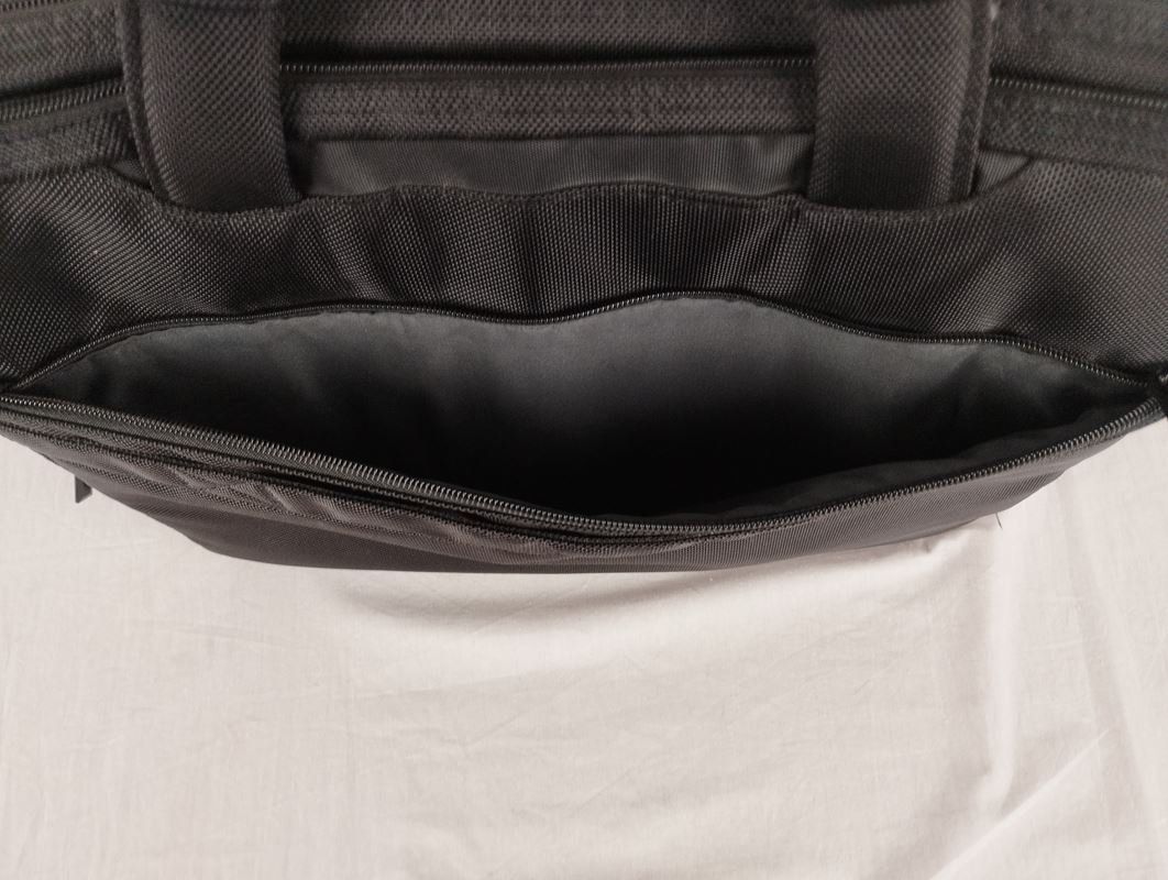 Valises & Sacs: TARGUS Notebook-/Aktentasche – D'occasion à Schübelbach par Restwert_Schubelbach 6