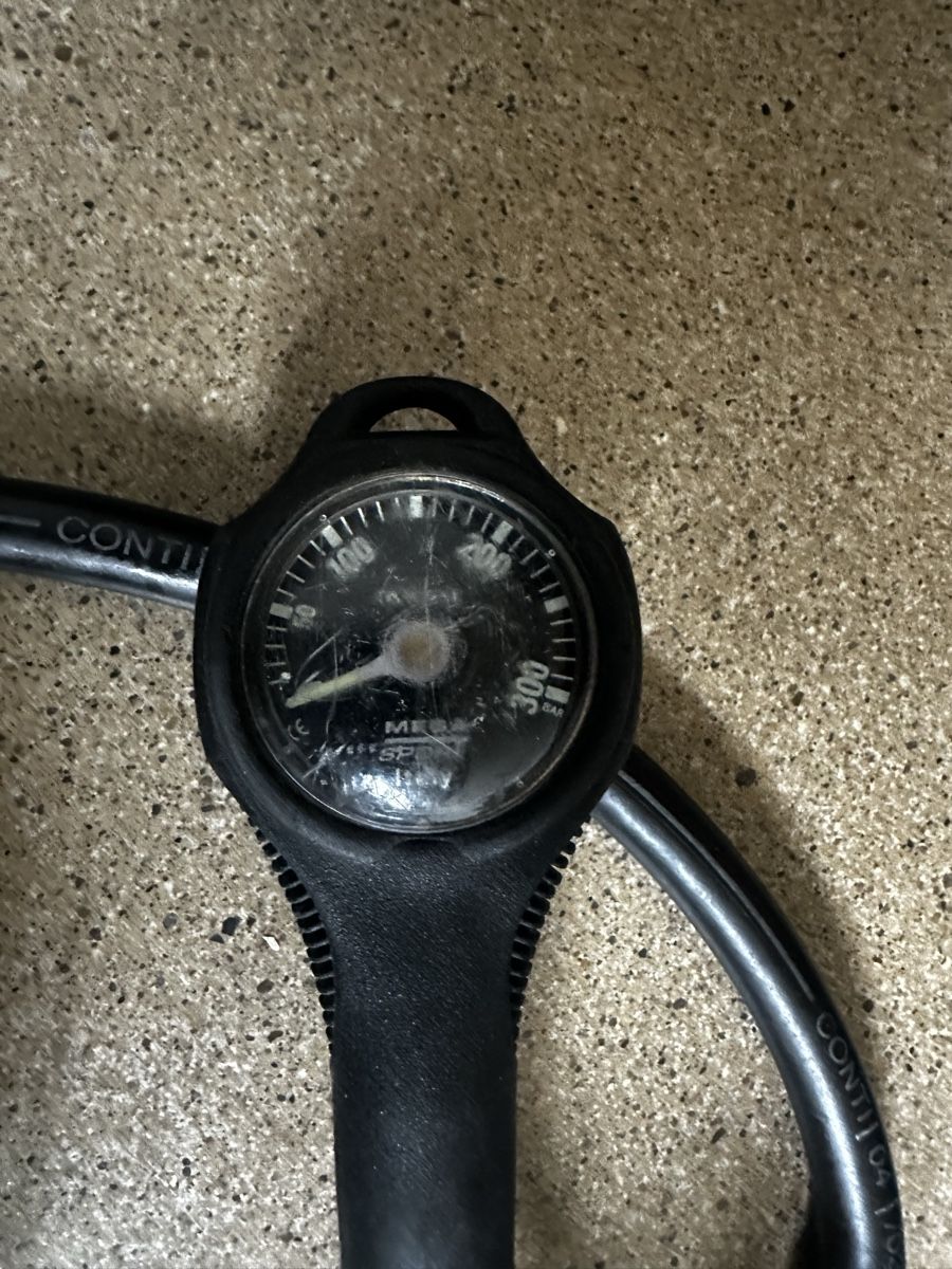 Apeks Respiratori & Giubbotti: APEKS TX50 Nitrox Atemregler mit Finimeter – Usato da Onnens FR venduto da grospatapouf 3