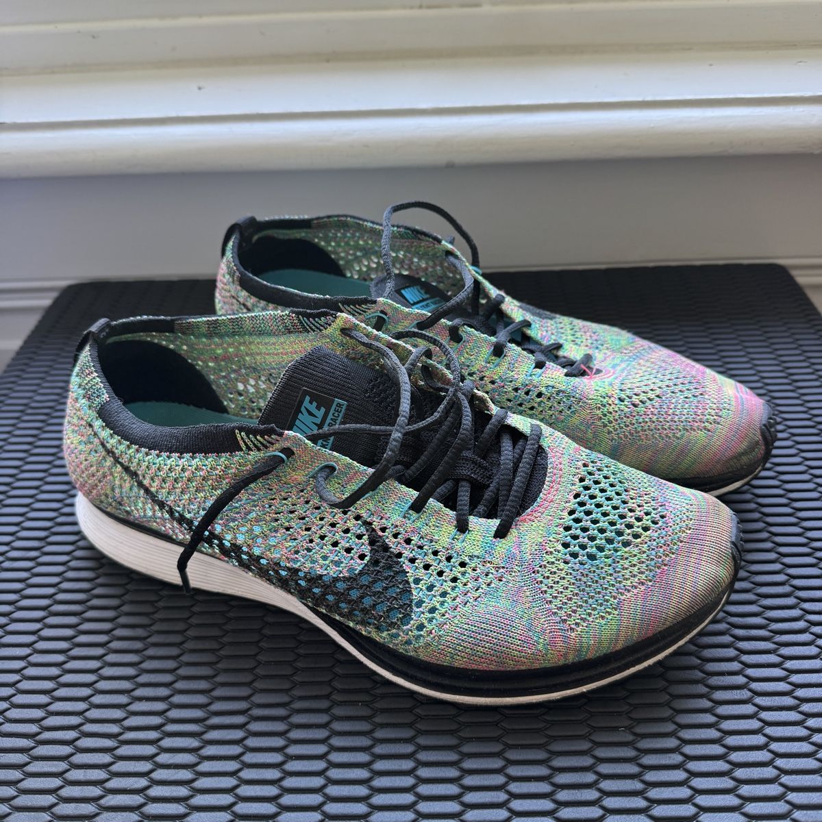 Nike Scarpe da uomo: Nike Flyknit Racer "Multi-Color 2.0" – Usato da Bern venduto da Roynsky