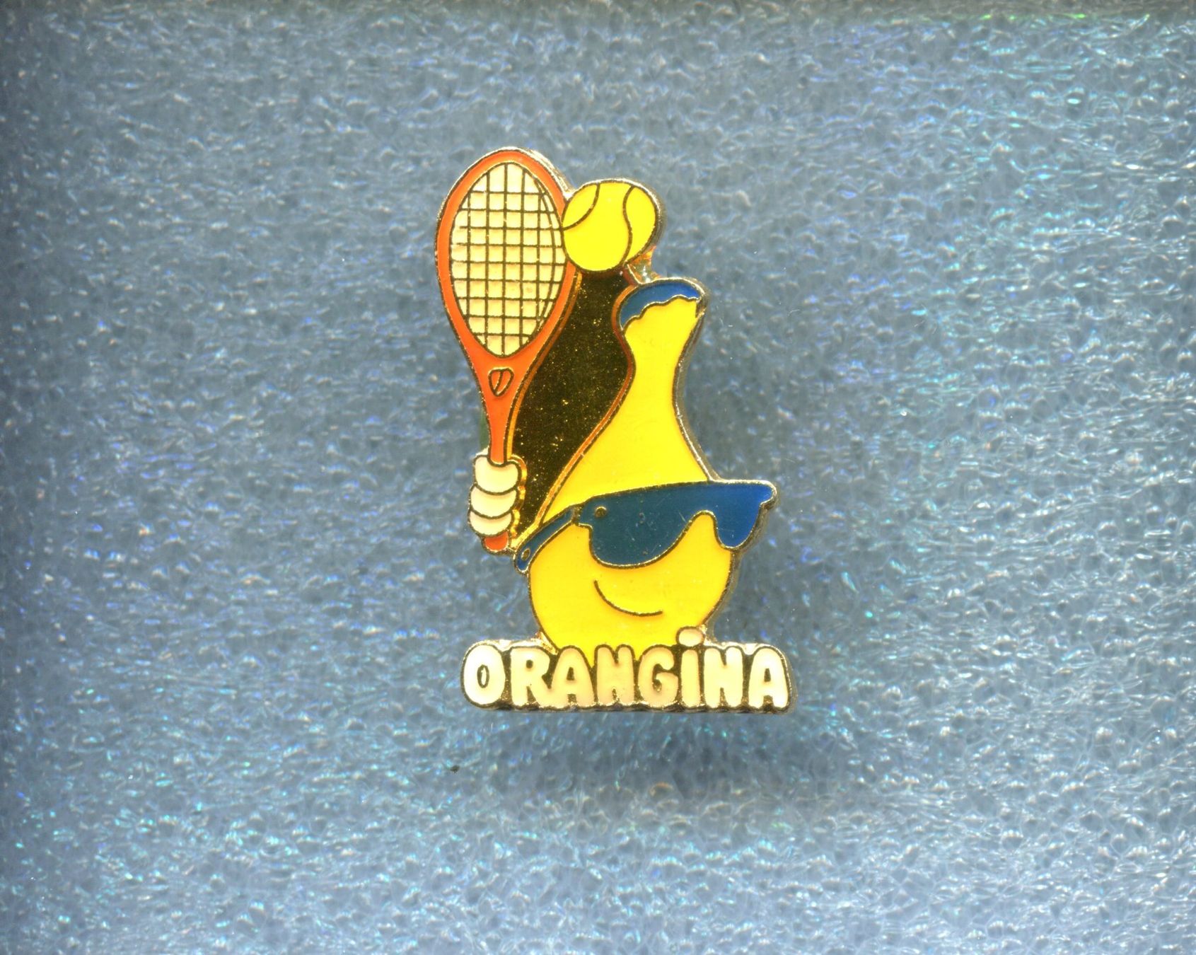 Placchette & Badge: ORANGINA – Usato da Winterthur venduto da Sammleroase