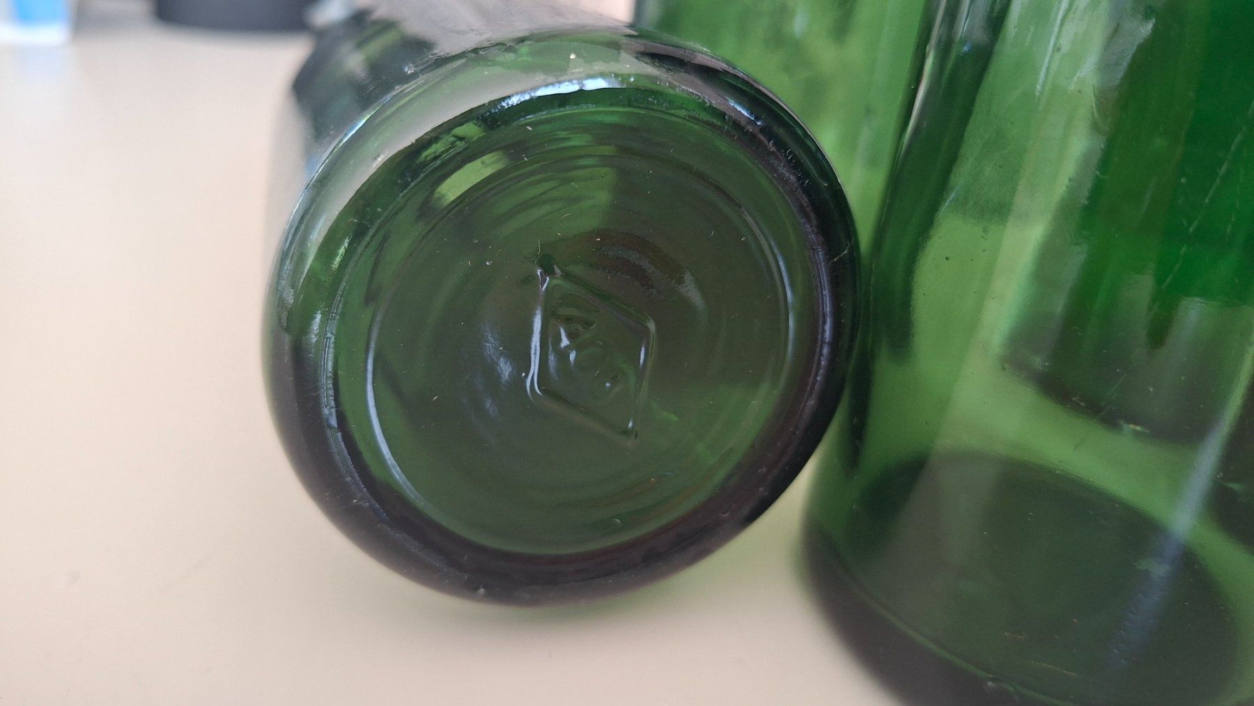 Bicchieri, Caraffe & Bottiglie: Einmachflaschen grün (3 dl) – Usato da Emmenbrücke venduto da thokasaluni 1