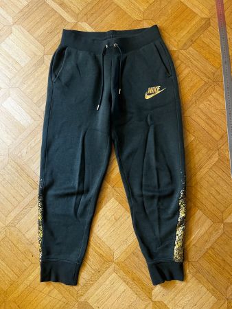 Nike Trainerhosen Gr. 36, dunkelgrün/ gold