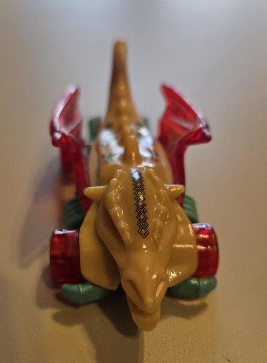 Hot Wheels Giocattoli: Hot Wheels Dragon Blaster 2009 – Usato da Engelberg venduto da ben_w6lm 1