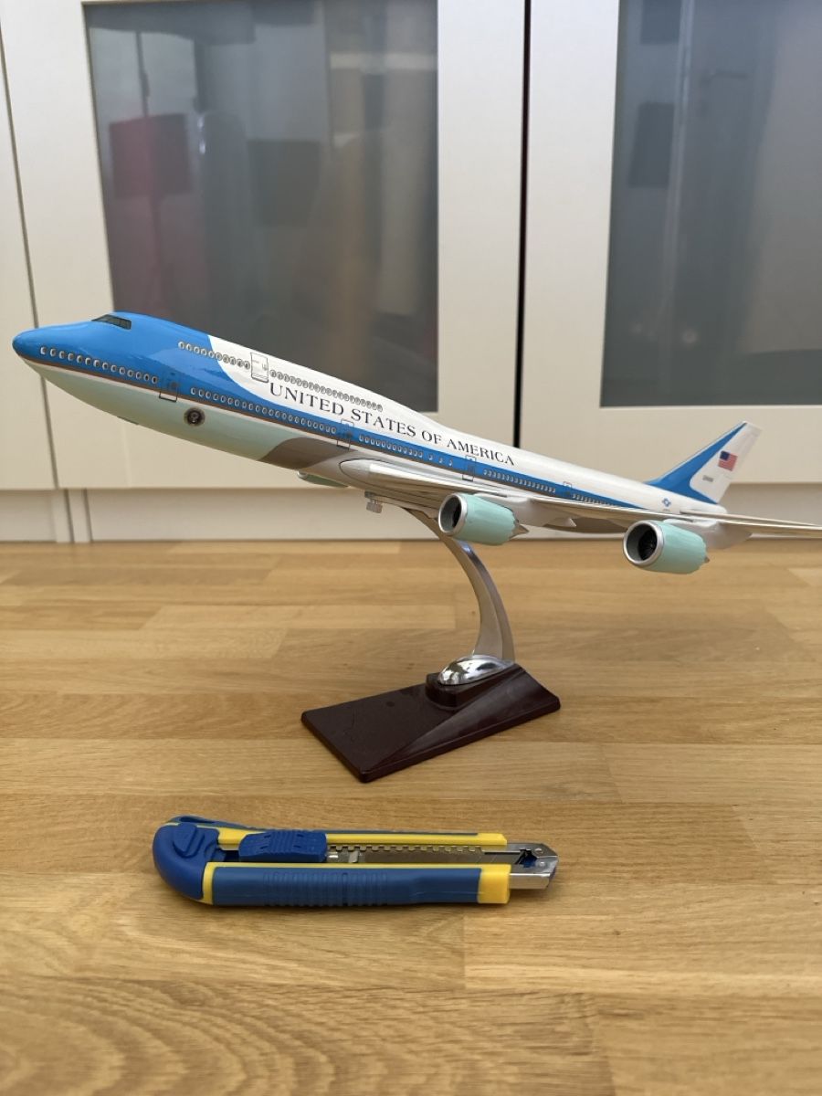Boeing Kits de montage: Flugzeug Modell Boeing 747 Airforce One – D'occasion à Rorschacherberg par LuksPCs