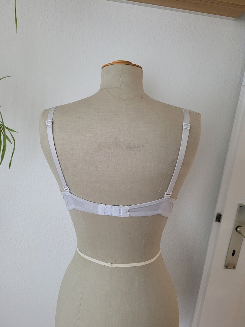 Altra biancheria intima: BH's 'weiss' (2 Stk.) – Usato da Triesen venduto da stephanieschurti 5