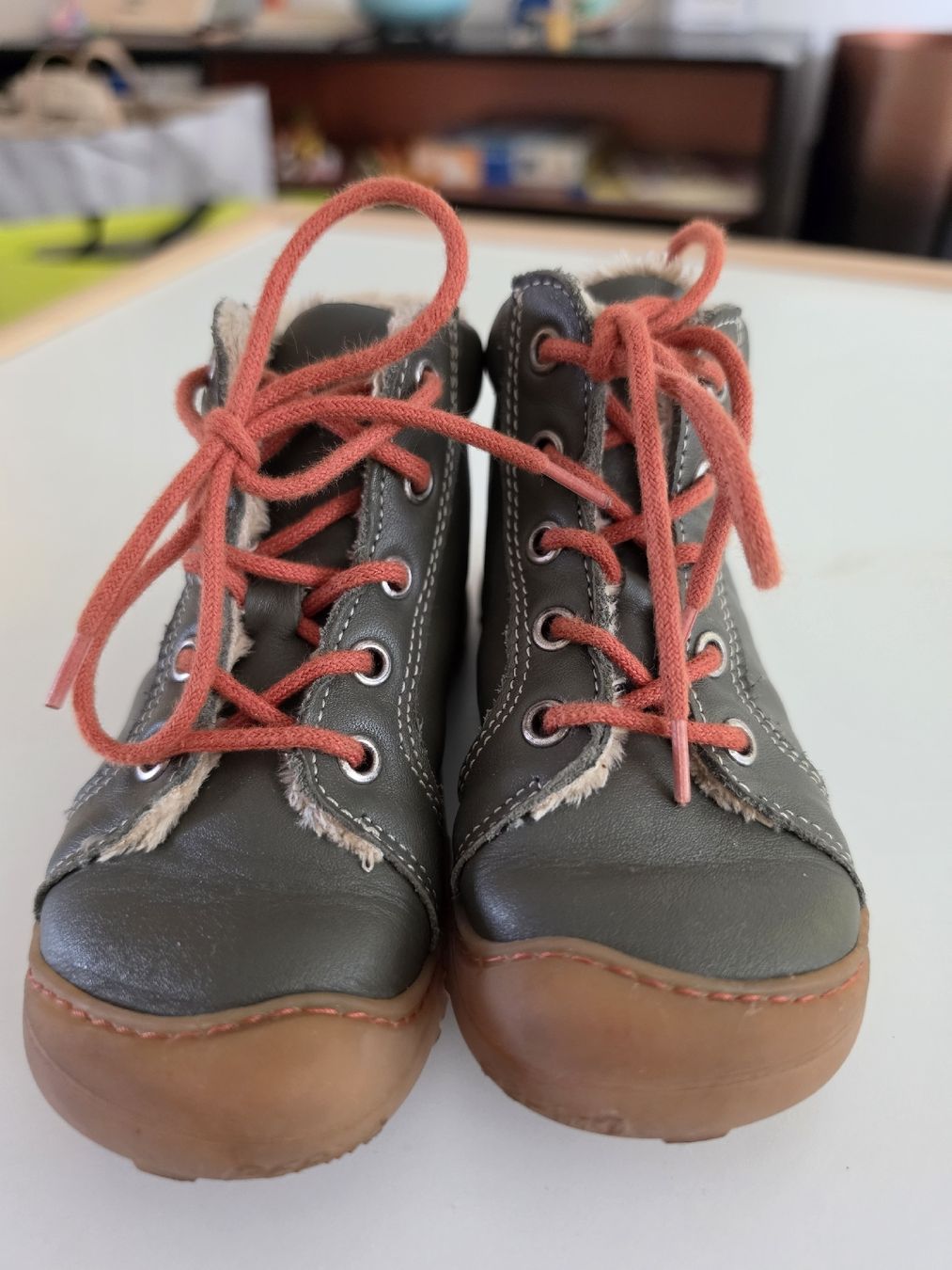Scarpe per ragazzi: Pepino Kinderschuhe Grösse 24 – Usato da Wädenswil venduto da kiki48