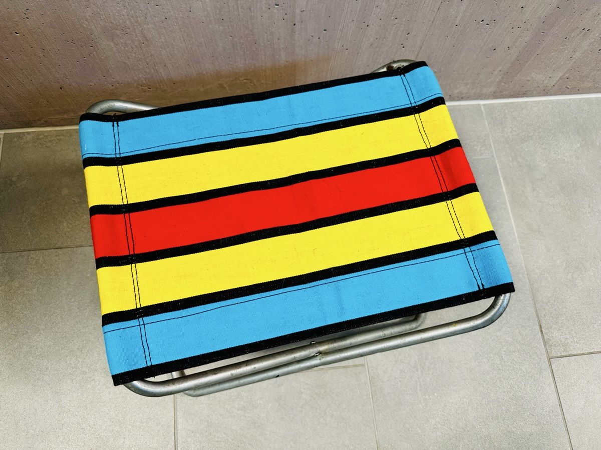 Tabourets: Retro Campingstuhl - neuer Bezug – D'occasion à Eschenbach LU par Mauz77 1