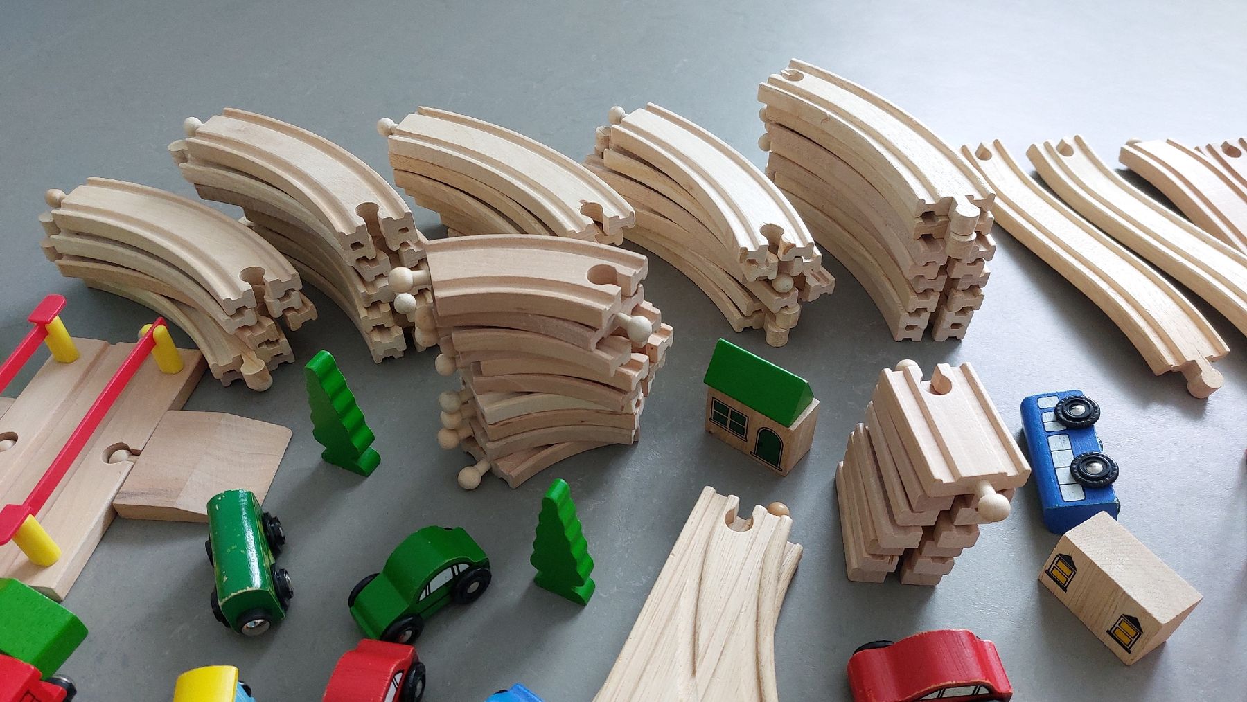 Jouets: Holzeisenbahn – D'occasion à Davos Platz par anton85 4