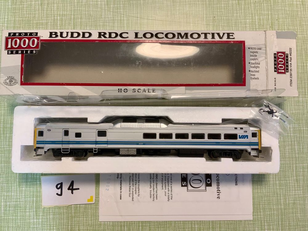 VIA Rail Triebwagen BUDD RDC Locomotive (Roco,Rivarossi…) (Neu (gemäss ...