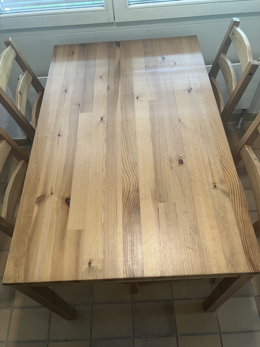 Tavoli: IKEA Hägernäs, Tisch mit 4 Stühlen – Usato da Ittigen venduto da dteszter 2