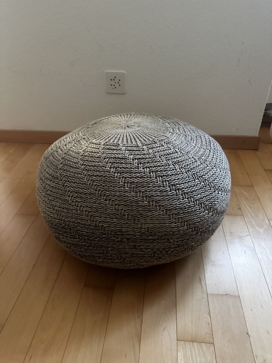 Ikea Cuscini: Pouf Sitzkissen - SANDARED Ikea – Usato da Zürich venduto da Anoifeur 1