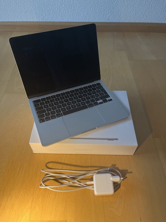 Apple Notebook: Apple MacBook Air 13" M2  - Excellent Condition, Charger Inc – Nuovo (secondo la descrizione) da bettingen venduto da LL_bettingen 3