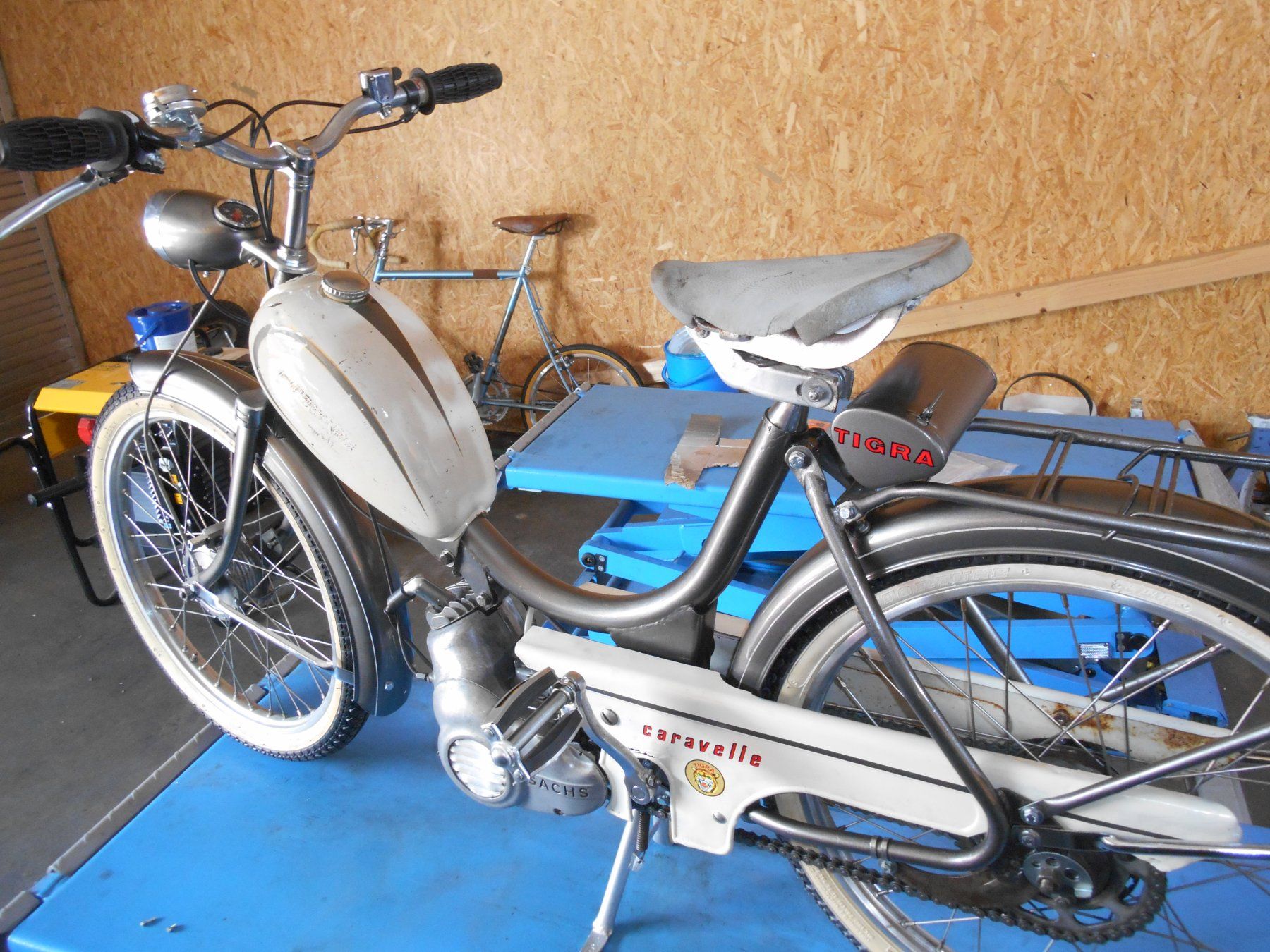 Ciclomotori: sachs caravelle tigra 502 – Usato da Nussbaumen AG venduto da Zahnpasta01 1