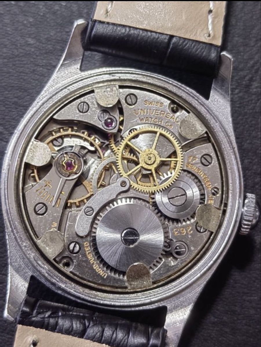 Universal Genève Montres: Universal Genève - Military WW2  – D'occasion à Chardonne par jer_k678 8
