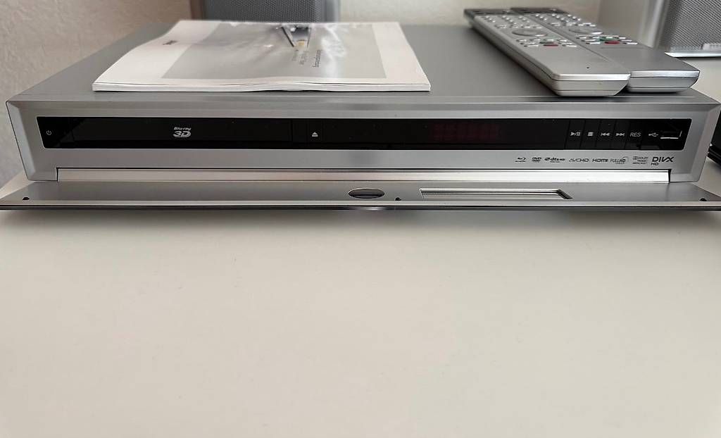 Heimkino: Loewe Blu-ray Disc Player und Verstärker  – Gebraucht aus Oberlunkhofen von HelenOL 3