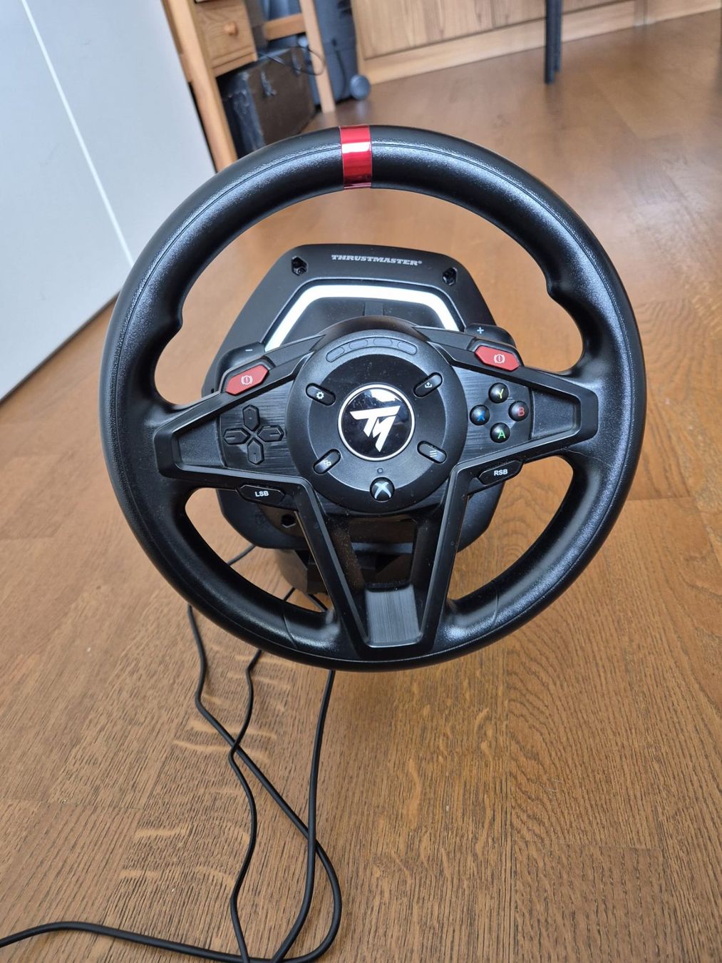 Thrustmaster Controller: Gaming Lenkrad X Box Thrustmaster – Usato da Pfeffikon LU venduto da dmschaffi