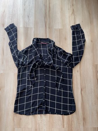 Chemisier Comptoir des Cotonniers soie noire, taille XL.