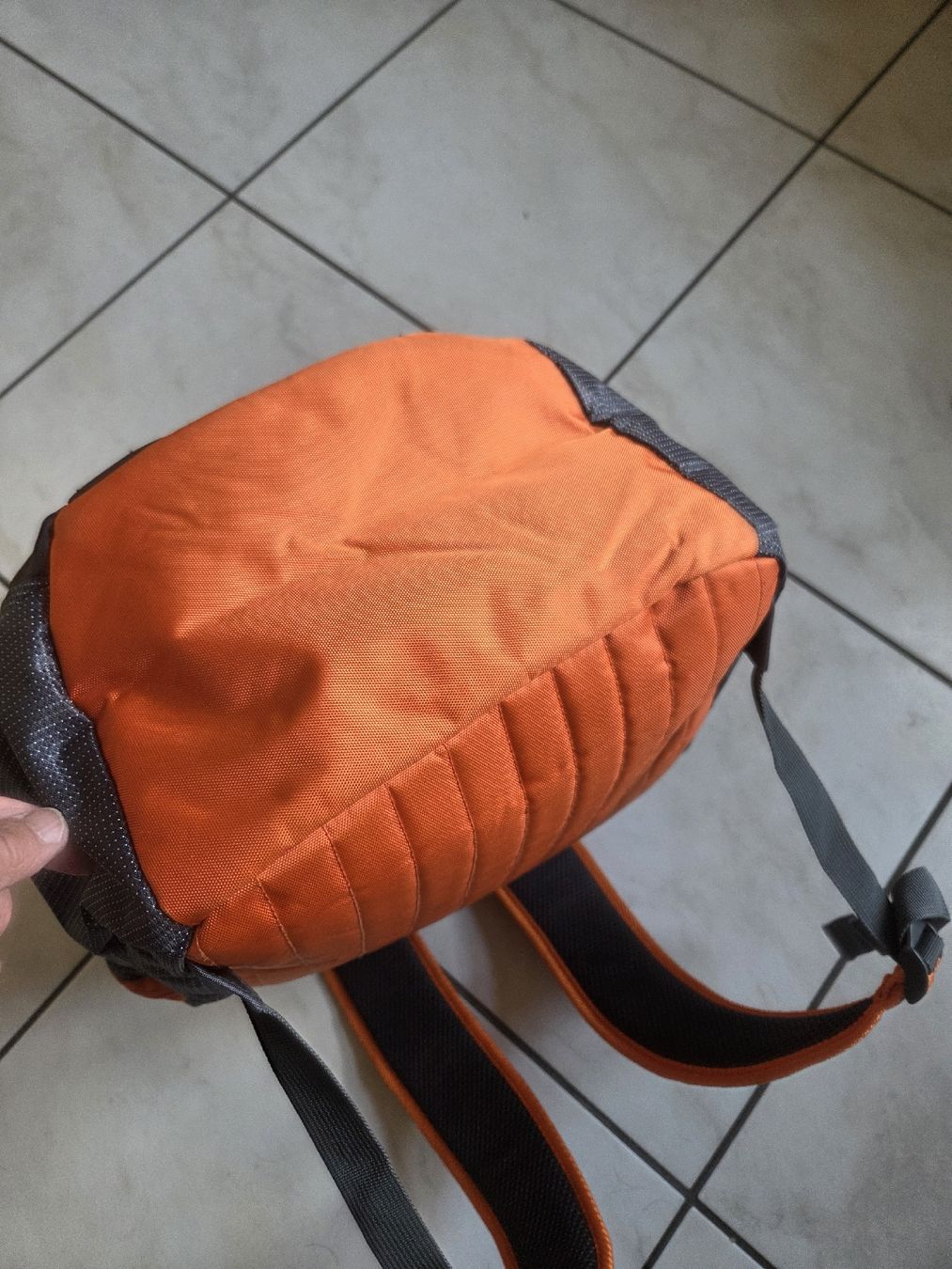Zaini: Rucksack BASIC-FIT Grau Orange neuwertig – Nuovo (secondo la descrizione) da Winterthur venduto da cherzli02 4