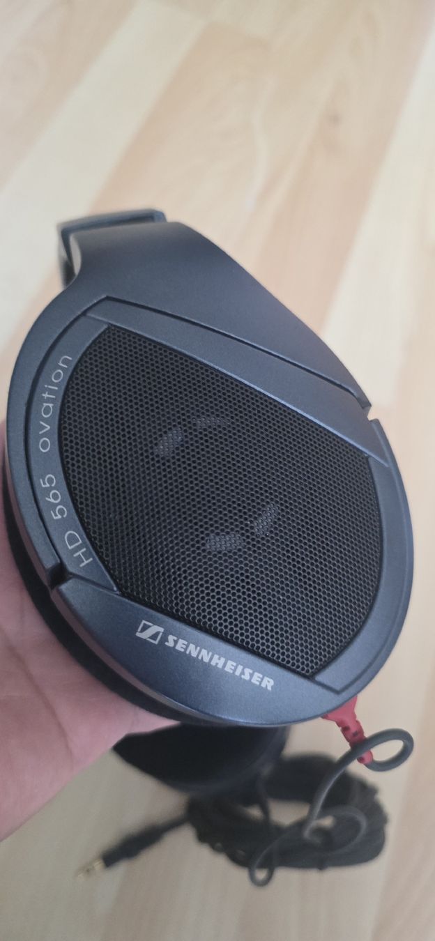 Cuffie: Sennheiser HD565 ovation – Usato da Chur venduto da ACE18 1