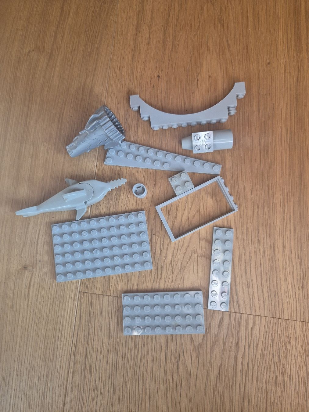 Lego Kit di costruzioni: 3 Kilo Legosteine - Hellgraue Teile, 3.1kg, mit Box. – Nuovo (secondo la descrizione) da Brüttelen venduto da thomas-graf 5