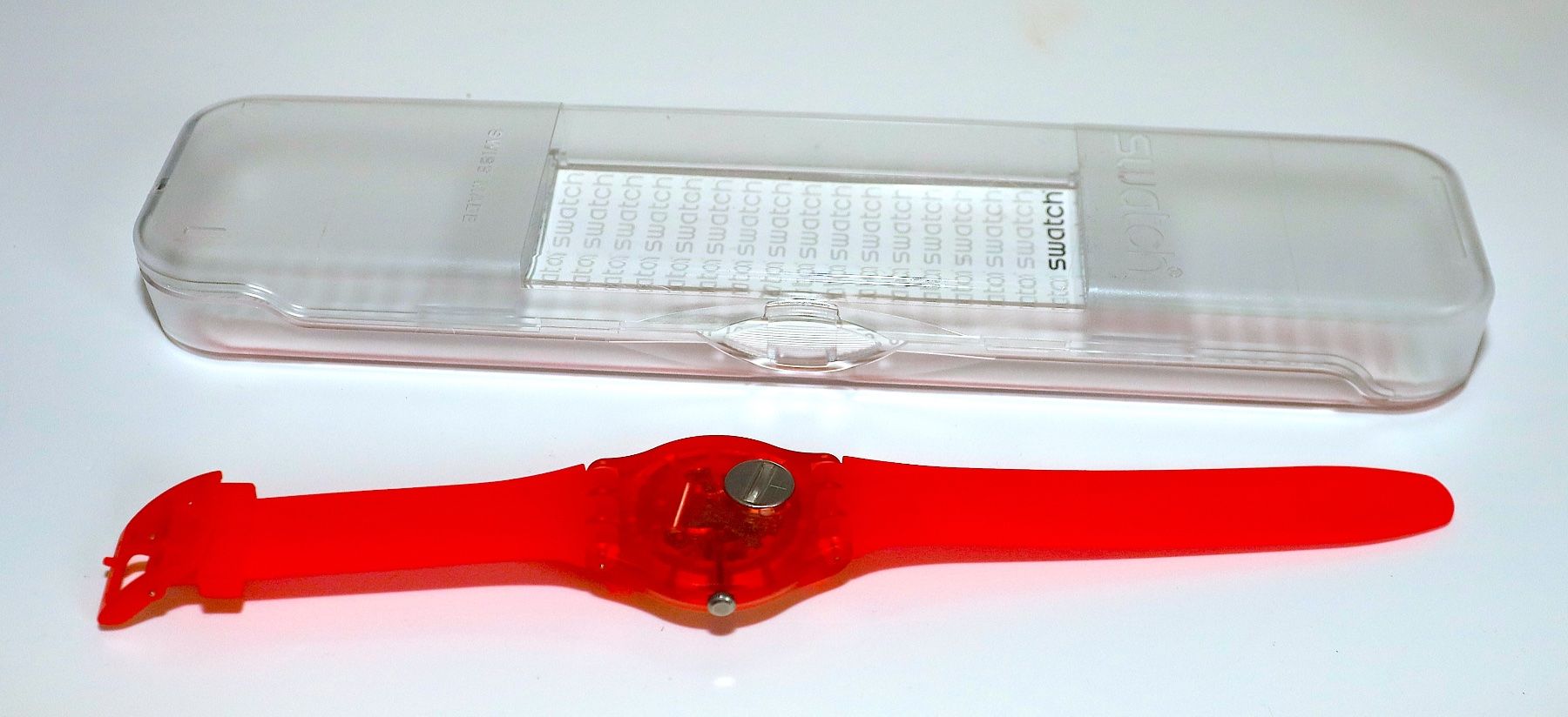 Swatch Smartwatch: SWATCH N° SU00109 – Nuovo e nell'imballaggio originale da Ipsach venduto da Merlux 2