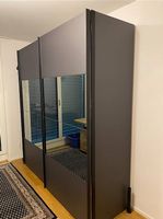 Schrank mit 2 Schiebetüren