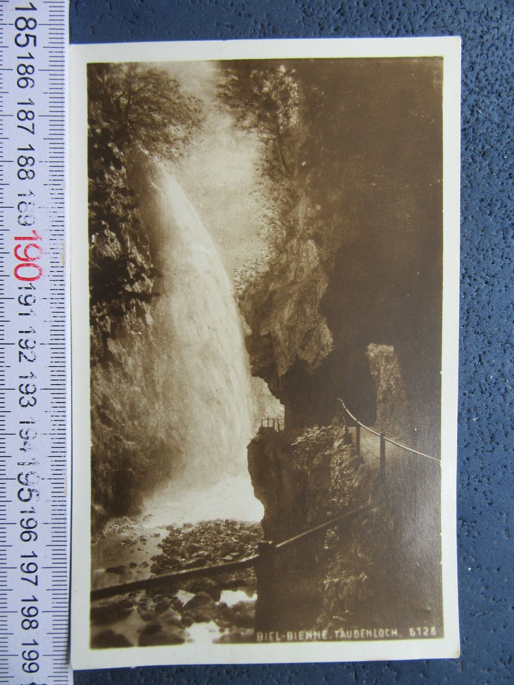 Ansichtskarten: BIEL-BIENNE AK BE TAUBENLOCH 1927 – Gebraucht aus Ettingen von Hausi4711