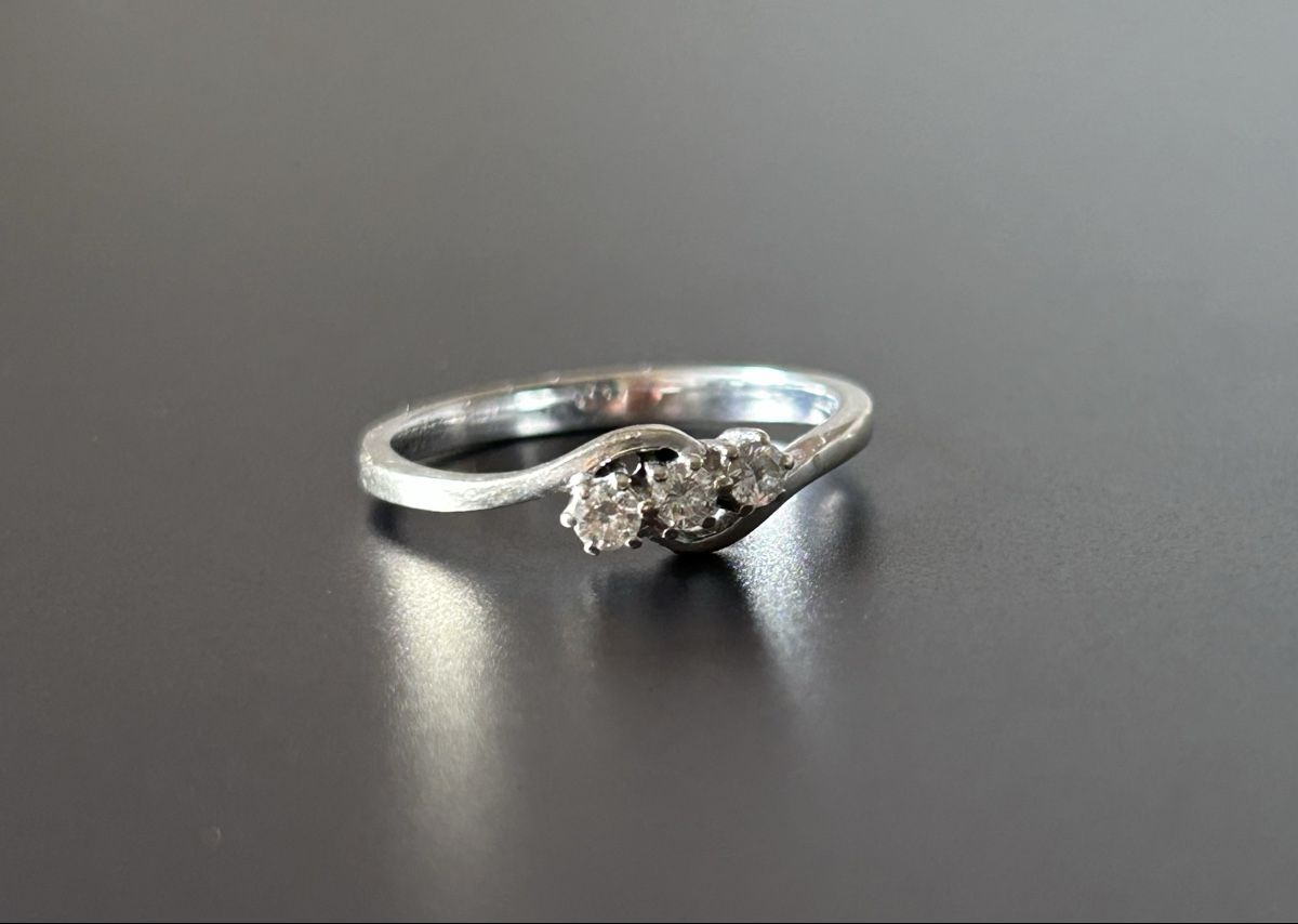 Ringe: Bague 750 avec diamants – Gebraucht aus Zürich von malia. 1