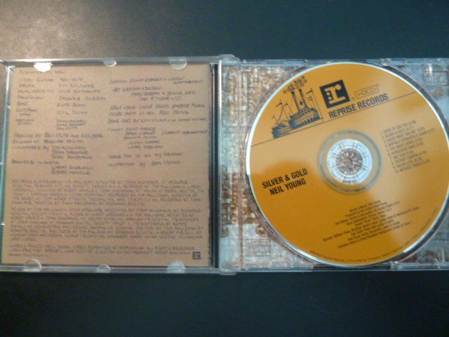 CD: Neil Young - Silver & Gold – Usato da Au ZH venduto da sikoku 1