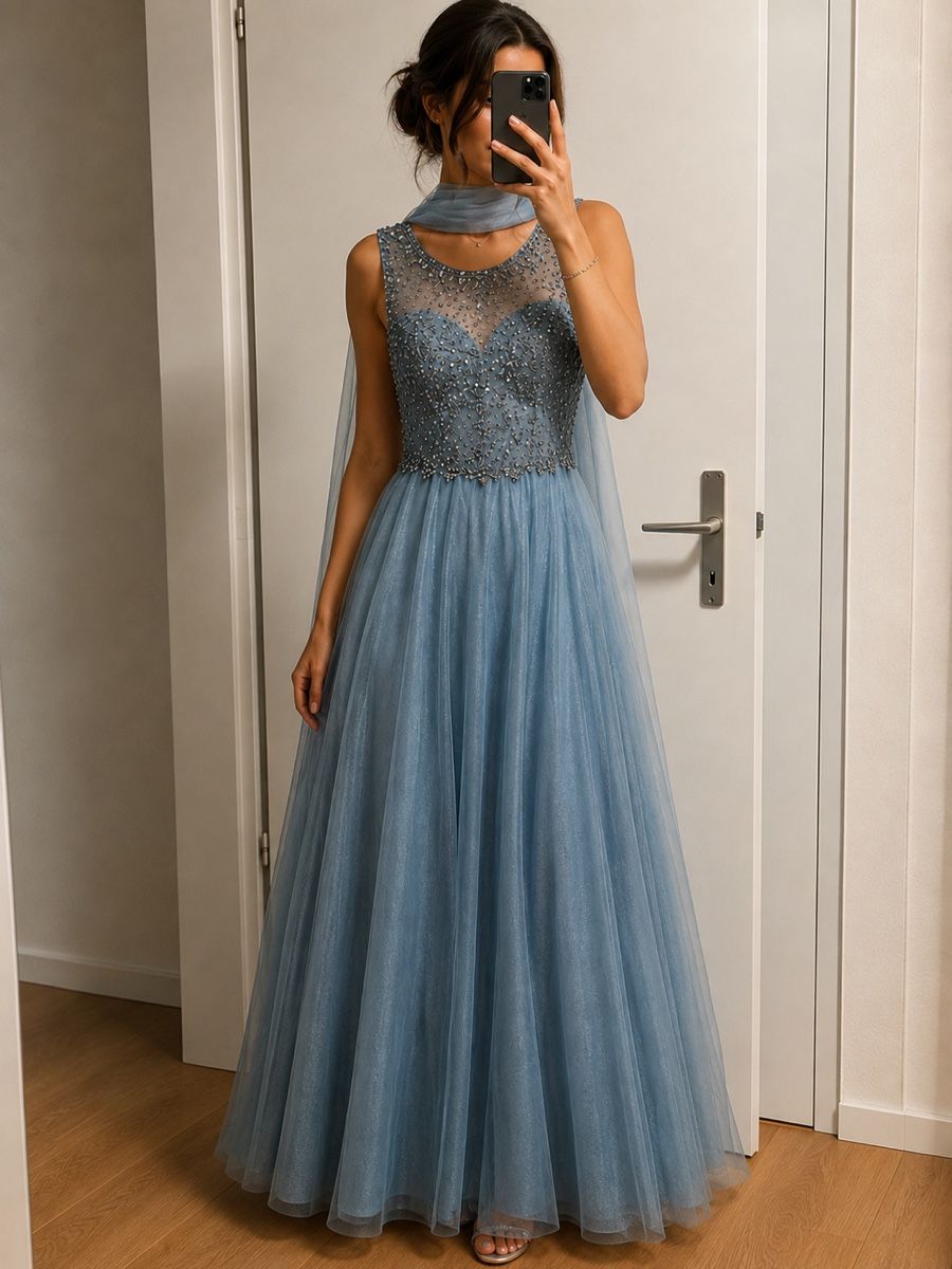 Kleider: UNIQUE ABENDKLEID MIT GLITZERSTEINEN, GR. 36 – Neu (gemäss Beschreibung) aus Winterthur von fij_f65r