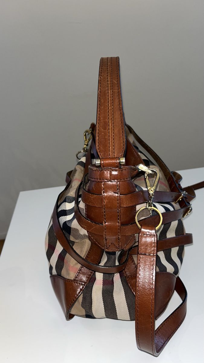 Burberry Taschen für Damen: Burberry Brown House Check Canvas and Leather – Gebraucht aus Glattpark(Opfikon) von Sbitizi 6